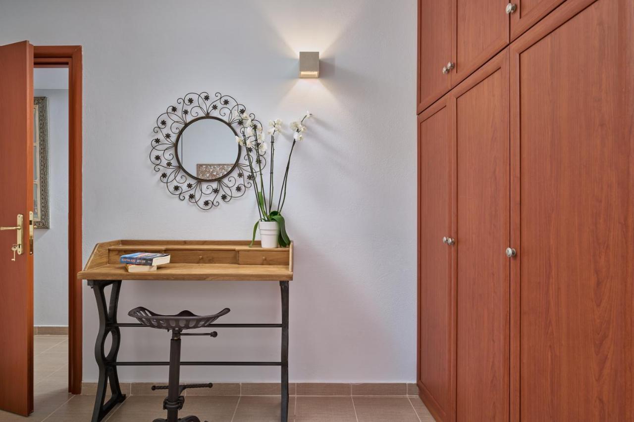 Amore Kastellia-Althea Homes Amoopi Bagian luar foto